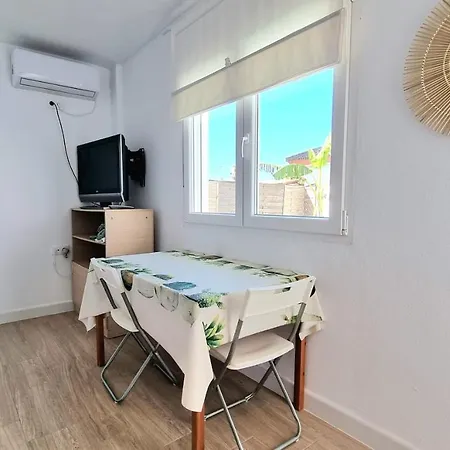 Apartment Privada Con Bano Y Jardin Privado *